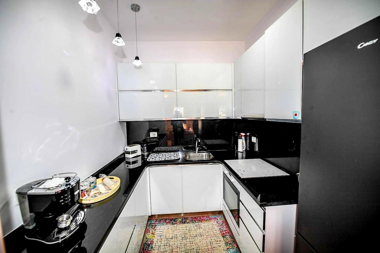 Happy Stories' Apartment In City Centre Szkodra Zewnętrze zdjęcie